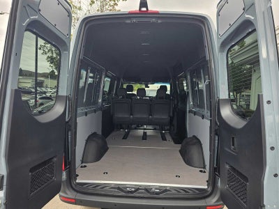 2026 Mercedes-Benz Sprinter Crew 2500 Standard Roof I4 Diesel HO 144 AWD
