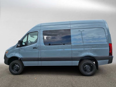 2026 Mercedes-Benz Sprinter Crew 2500 Standard Roof I4 Diesel HO 144 AWD