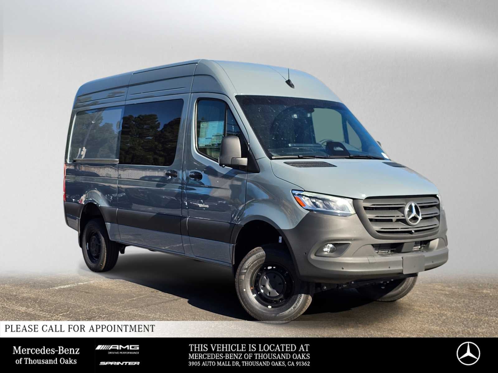 2026 Mercedes-Benz Sprinter Crew 2500 Standard Roof I4 Diesel HO 144 AWD