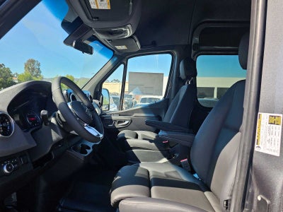 2026 Mercedes-Benz Sprinter 2500 Standard Roof I4 Diesel HO 144 AWD