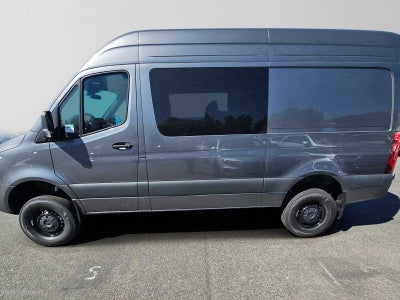 2026 Mercedes-Benz Sprinter 2500 Standard Roof I4 Diesel HO 144 AWD