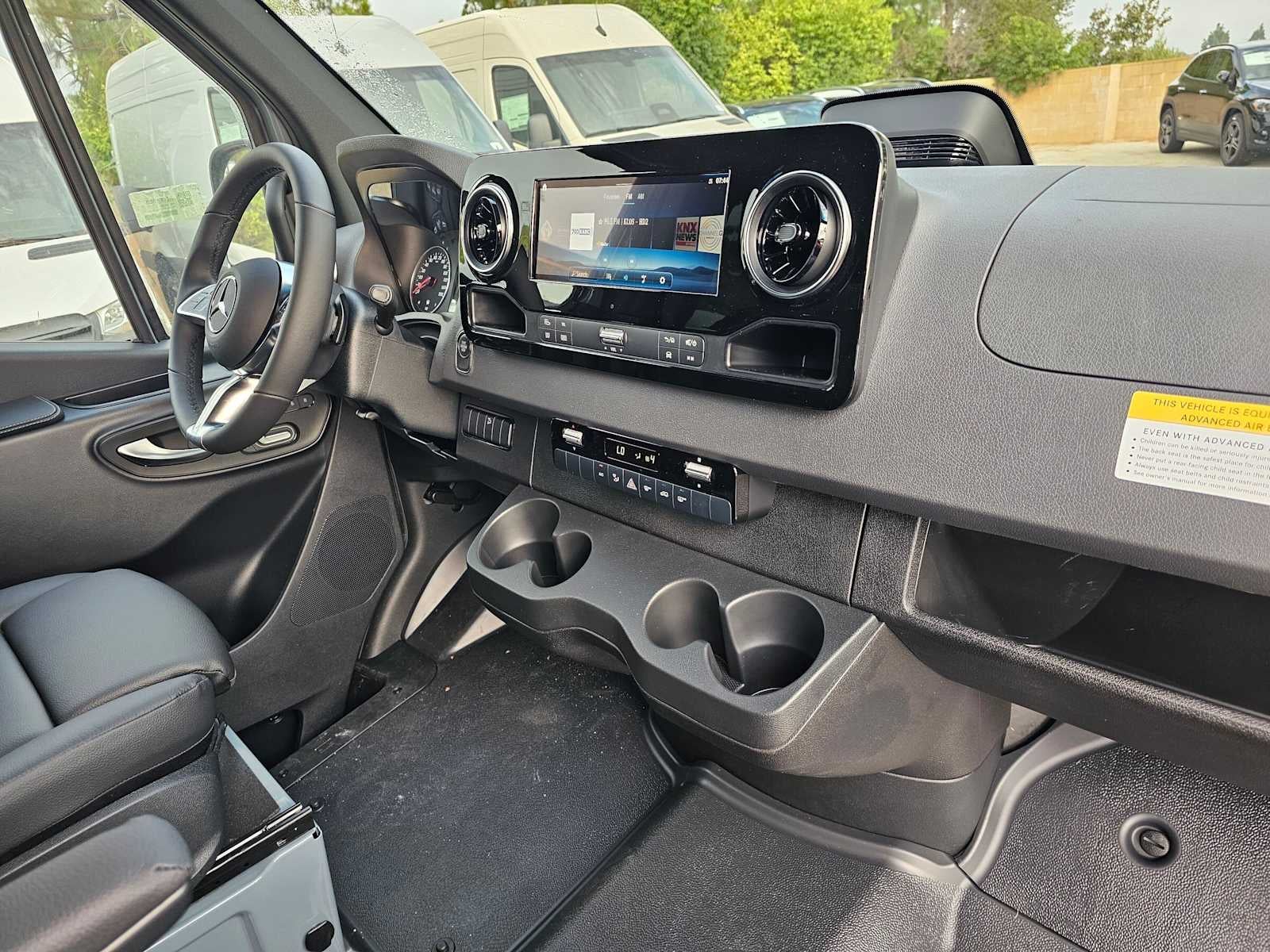 2026 Mercedes-Benz Sprinter 2500 Standard Roof I4 Diesel HO 144 AWD