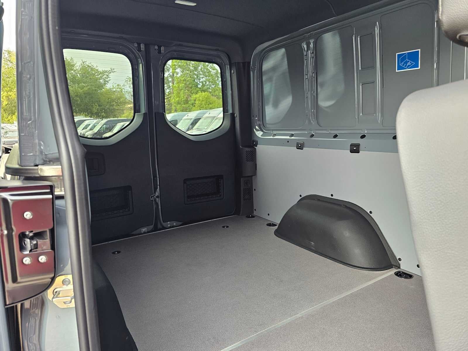 2026 Mercedes-Benz Sprinter 2500 Standard Roof I4 Diesel HO 144 AWD