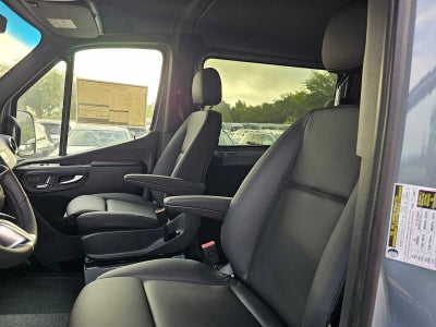 2026 Mercedes-Benz Sprinter 2500 Standard Roof I4 Diesel HO 144 AWD