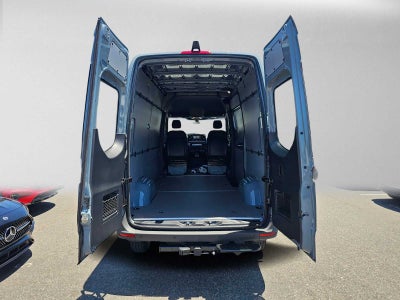 2026 Mercedes-Benz Sprinter 2500 Standard Roof I4 Diesel HO 144 AWD