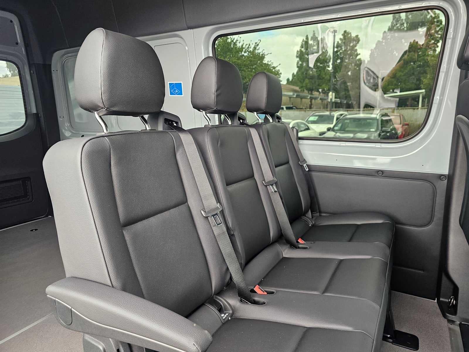 2026 Mercedes-Benz Sprinter Crew 2500 Standard Roof I4 Diesel HO 144 AWD