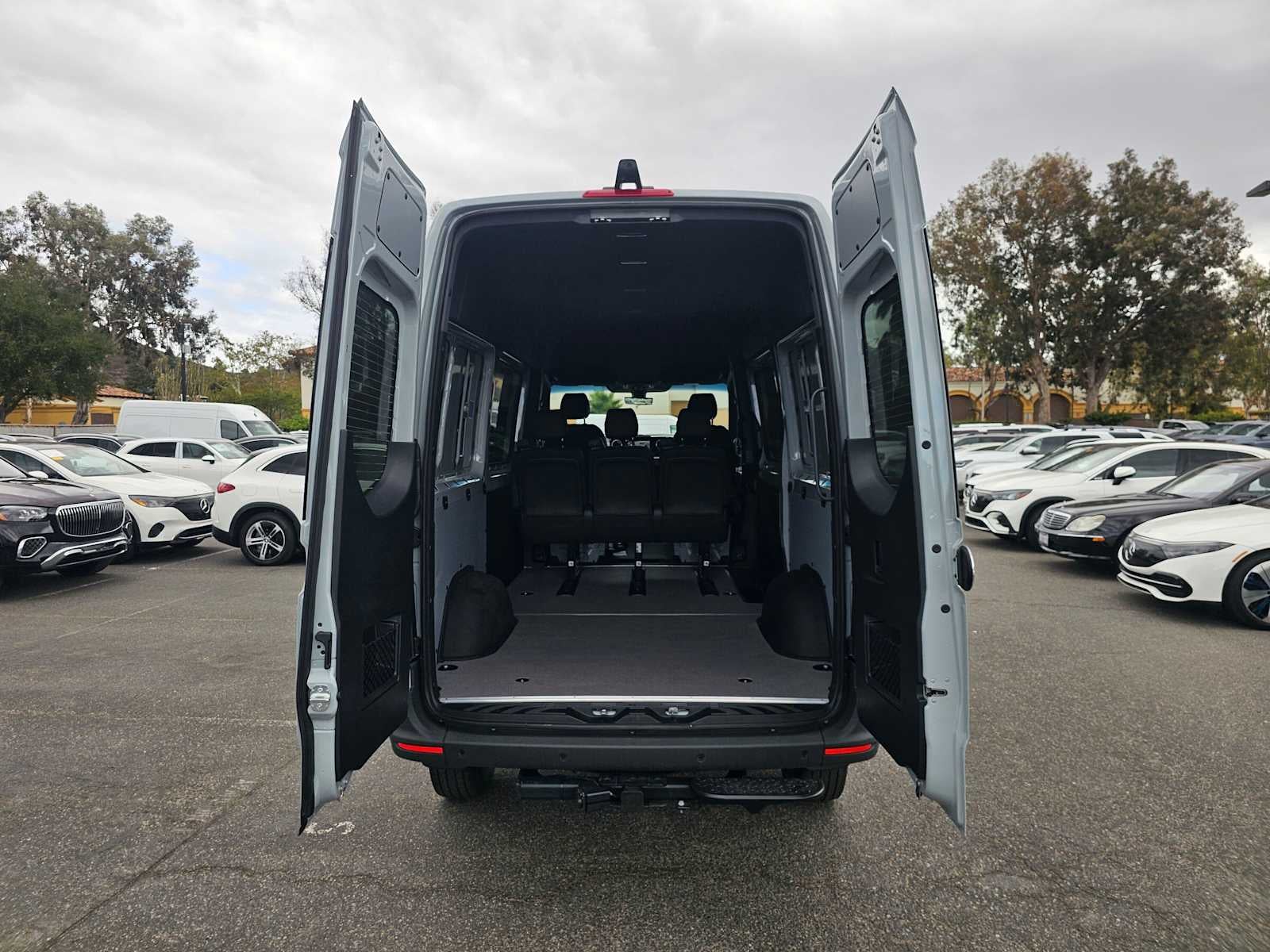 2026 Mercedes-Benz Sprinter Crew 2500 Standard Roof I4 Diesel HO 144 AWD