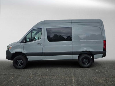2026 Mercedes-Benz Sprinter Crew 2500 Standard Roof I4 Diesel HO 144 AWD