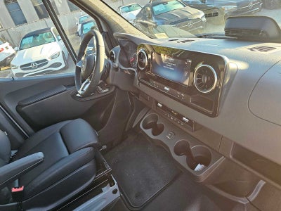 2026 Mercedes-Benz Sprinter 2500 Standard Roof I4 Diesel HO 144 AWD