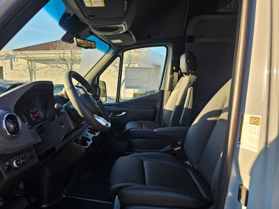 2026 Mercedes-Benz Sprinter 2500 Standard Roof I4 Diesel HO 144 AWD