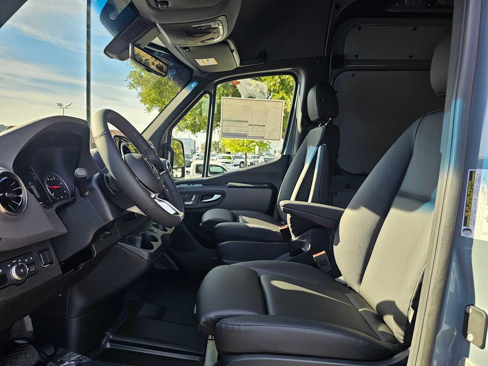 2026 Mercedes-Benz Sprinter 2500 Standard Roof I4 Diesel HO 144" AWD