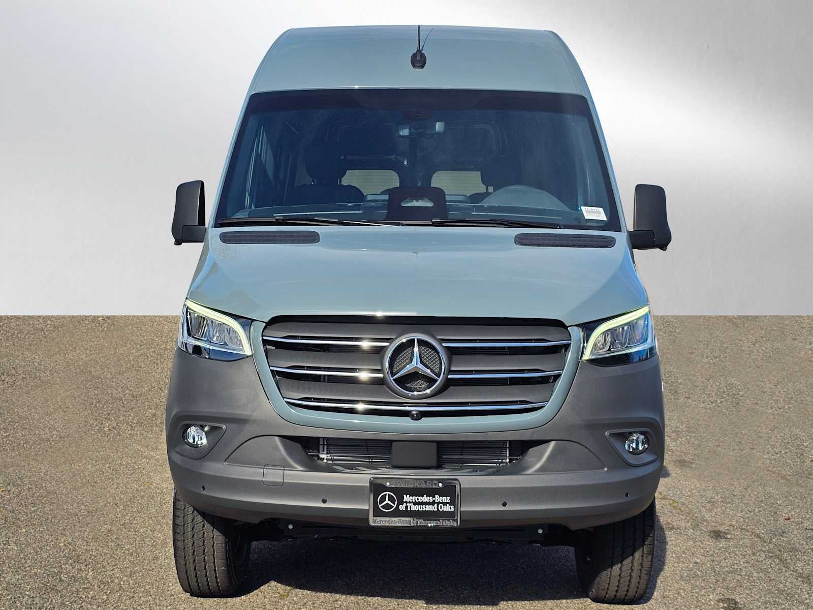 2026 Mercedes-Benz Sprinter 2500 Standard Roof I4 Diesel HO 144" AWD