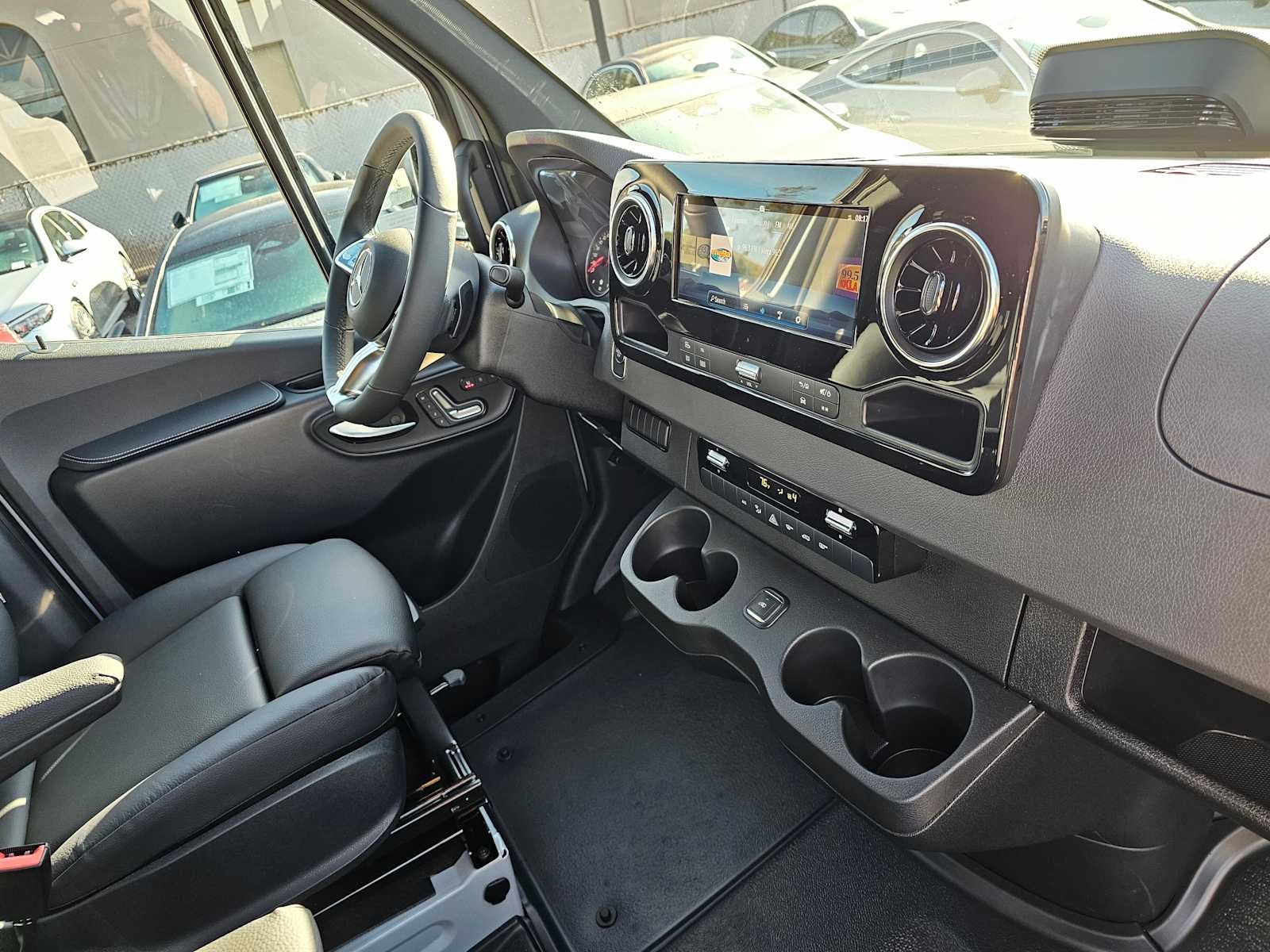 2026 Mercedes-Benz Sprinter 2500 Standard Roof I4 Diesel HO 144 AWD