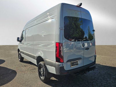 2026 Mercedes-Benz Sprinter 2500 Standard Roof I4 Diesel HO 144 AWD