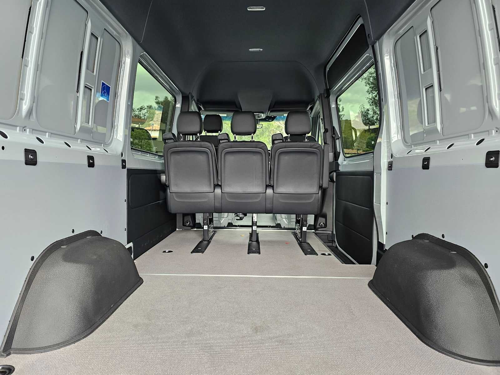 2026 Mercedes-Benz Sprinter 2500 Standard Roof I4 Diesel HO 144 AWD