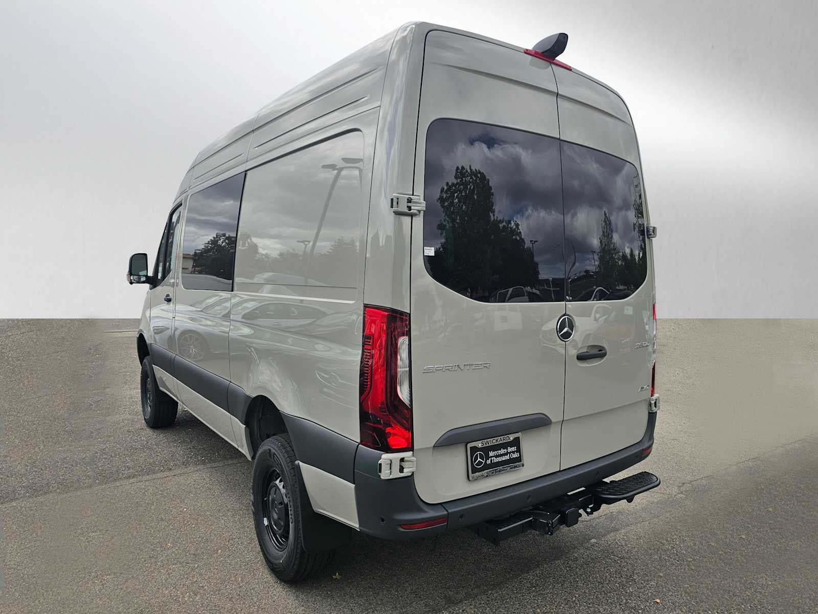 2026 Mercedes-Benz Sprinter 2500 Standard Roof I4 Diesel HO 144 AWD