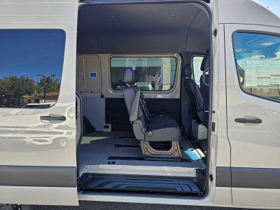 2026 Mercedes-Benz Sprinter 2500 Standard Roof I4 Diesel HO 144 AWD