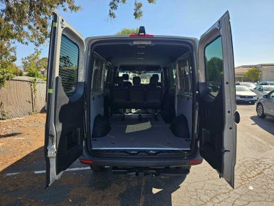 2026 Mercedes-Benz Sprinter Crew 2500 Standard Roof I4 Diesel HO 144 AWD