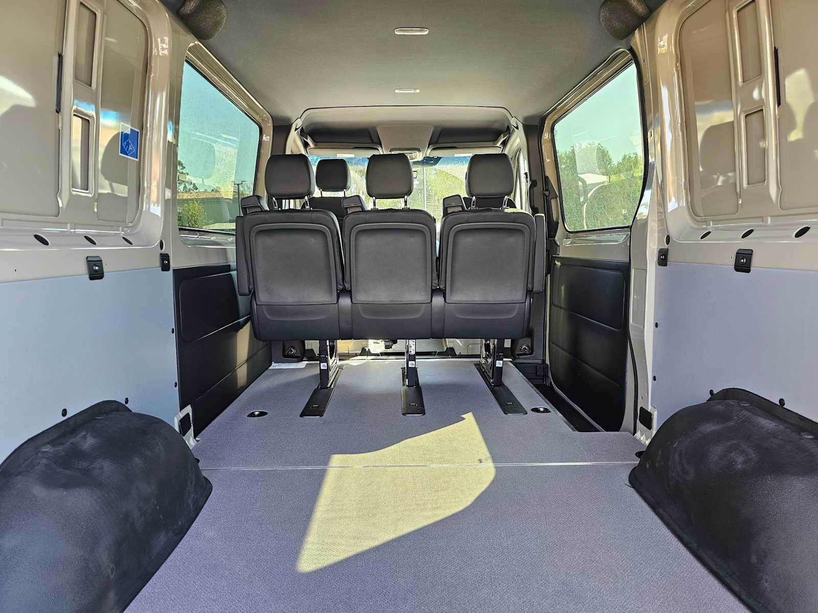 2026 Mercedes-Benz Sprinter Crew 2500 Standard Roof I4 Diesel HO 144 AWD