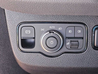 2026 Mercedes-Benz Sprinter Crew 2500 Standard Roof I4 Diesel HO 144 AWD