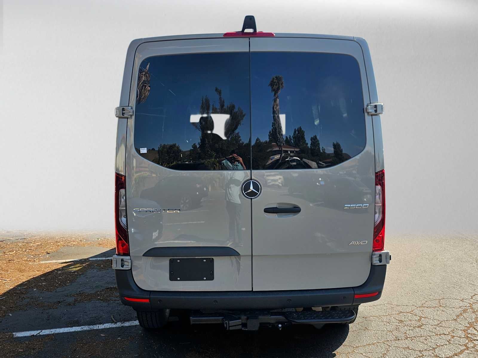 2026 Mercedes-Benz Sprinter Crew 2500 Standard Roof I4 Diesel HO 144 AWD
