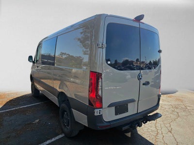 2026 Mercedes-Benz Sprinter Crew 2500 Standard Roof I4 Diesel HO 144 AWD