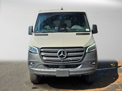 2026 Mercedes-Benz Sprinter Crew 2500 Standard Roof I4 Diesel HO 144 AWD