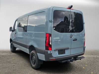 2026 Mercedes-Benz Sprinter Crew 2500 Standard Roof I4 Diesel HO 144 AWD