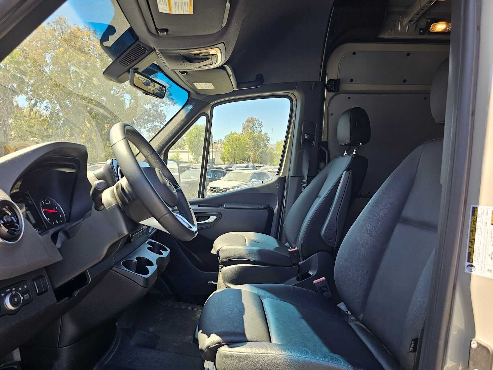 2026 Mercedes-Benz Sprinter 2500 High Roof I4 Diesel HO 170 AWD