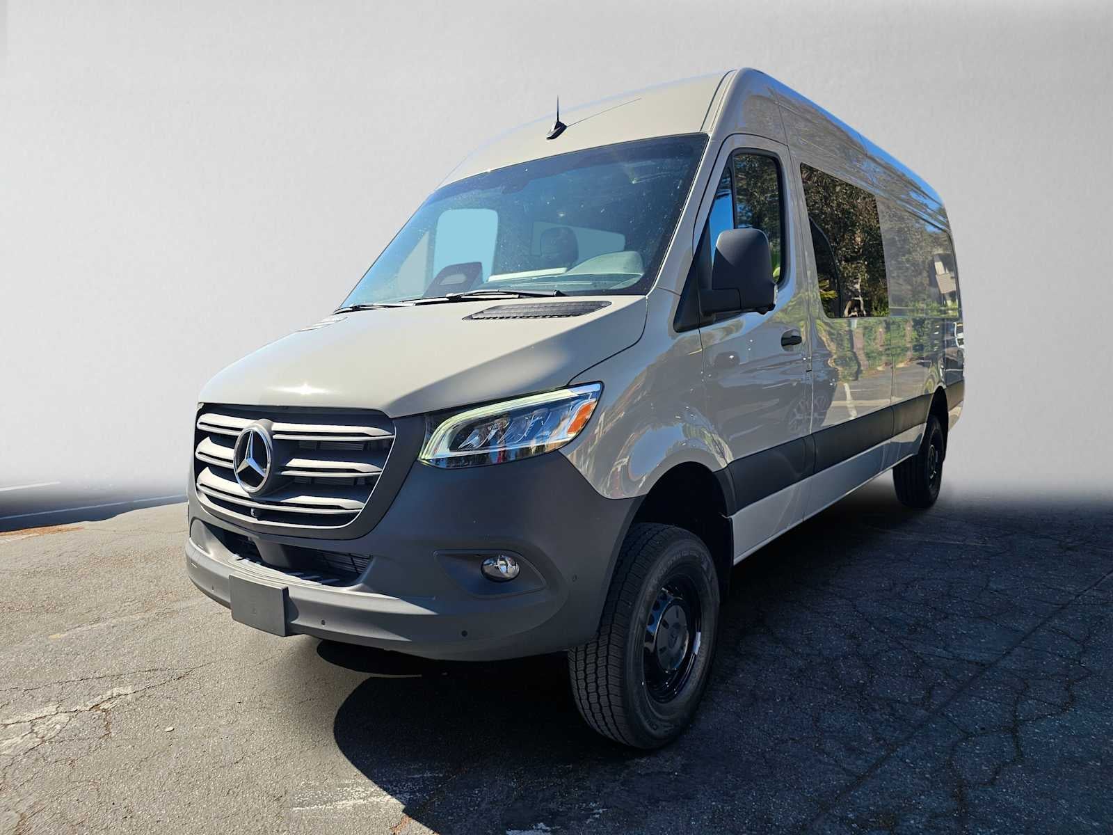 2026 Mercedes-Benz Sprinter 2500 High Roof I4 Diesel HO 170 AWD
