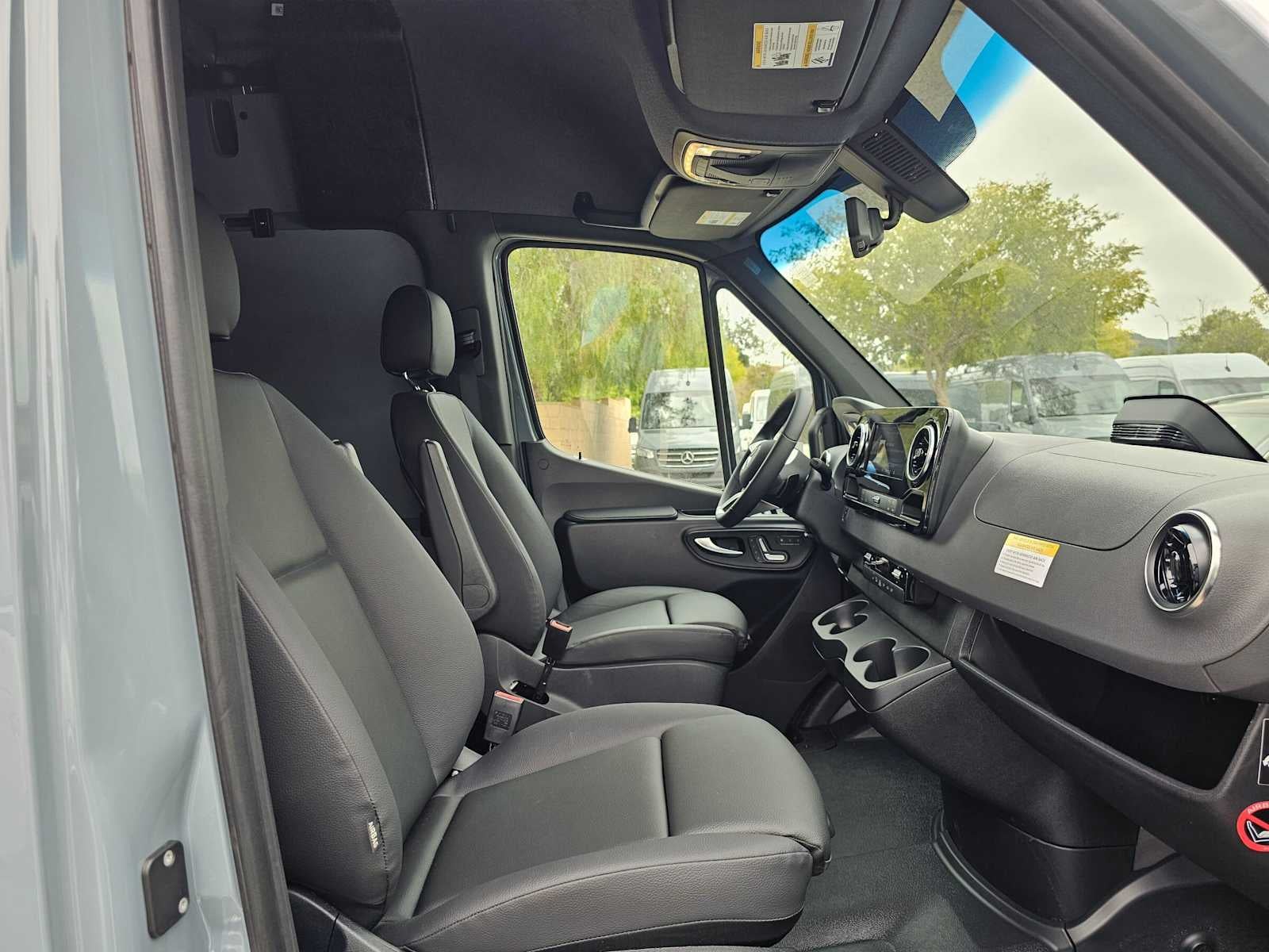 2026 Mercedes-Benz Sprinter 2500 High Roof I4 Diesel HO 170 AWD