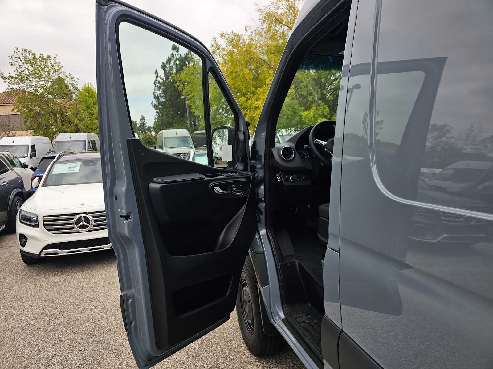 2026 Mercedes-Benz Sprinter 2500 High Roof I4 Diesel HO 170 AWD