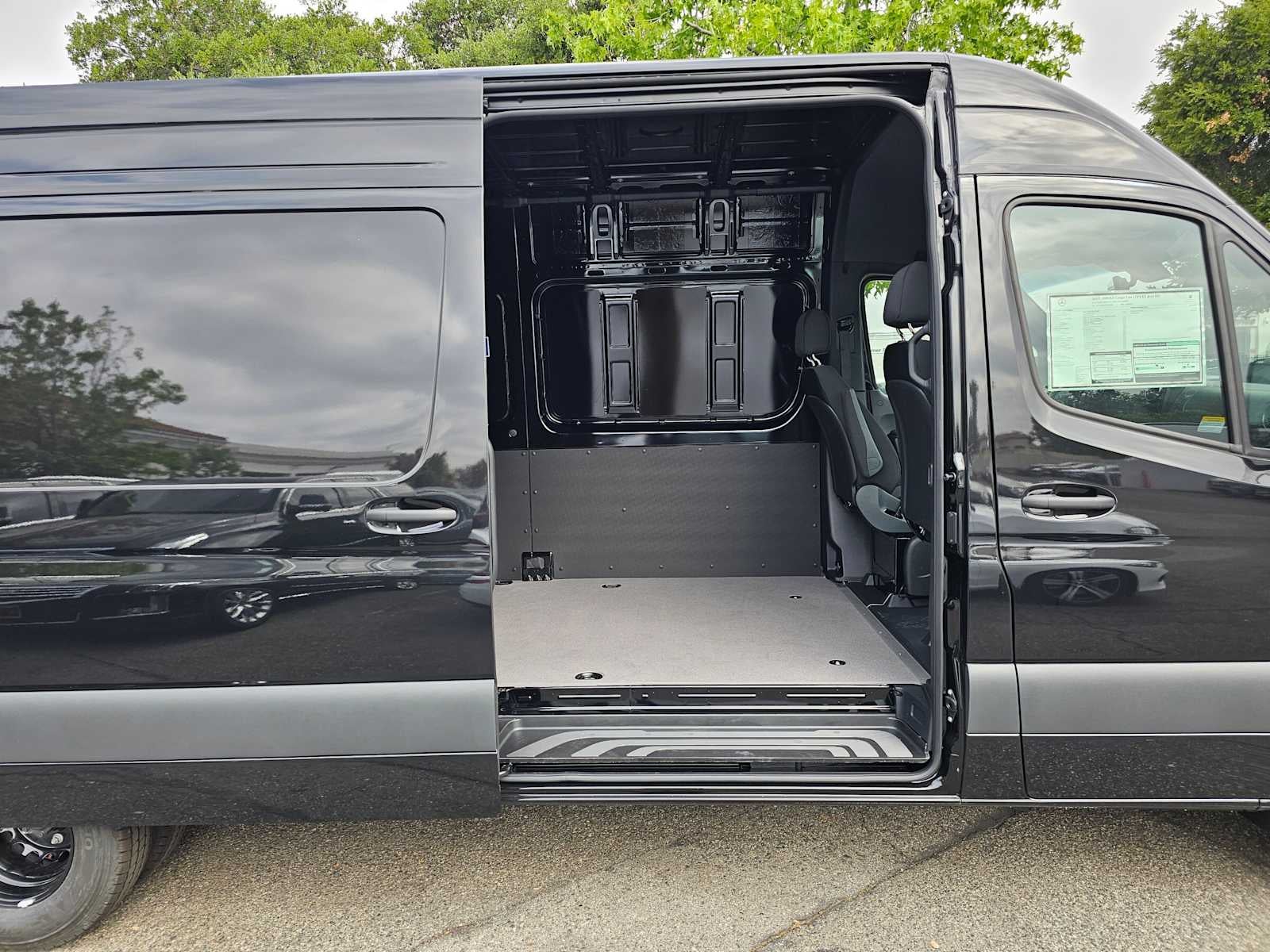 2025 Mercedes-Benz Sprinter Cargo Van 3500XD High Roof I4 Diesel HO 170 Extended RWD