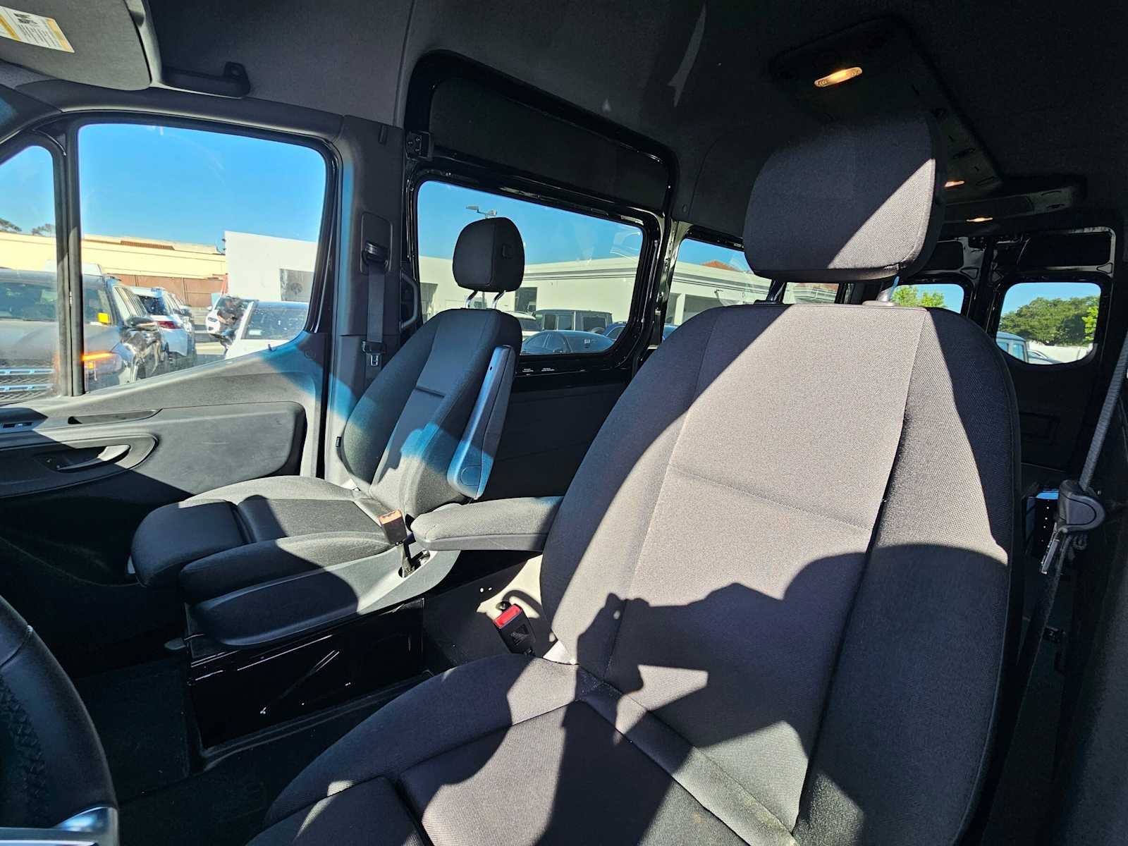 2025 Mercedes-Benz Sprinter Cargo Van 3500XD High Roof I4 Diesel HO 170 Extended RWD