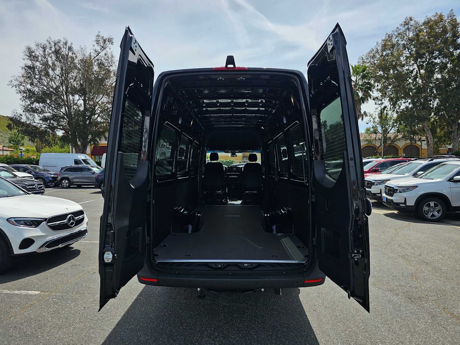 2026 Mercedes-Benz Sprinter Cargo Van 3500XD High Roof I4 Diesel HO 170 Extended RWD