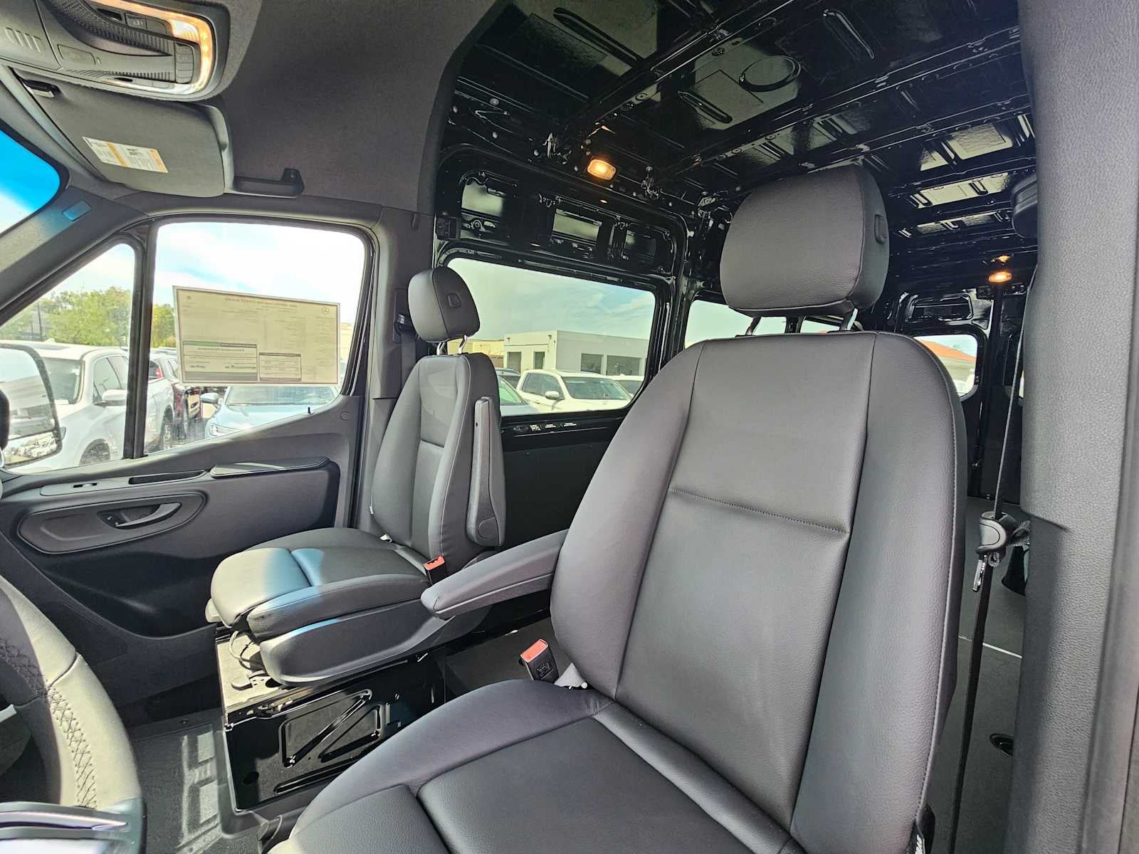 2026 Mercedes-Benz Sprinter Cargo Van 3500XD High Roof I4 Diesel HO 170 Extended RWD