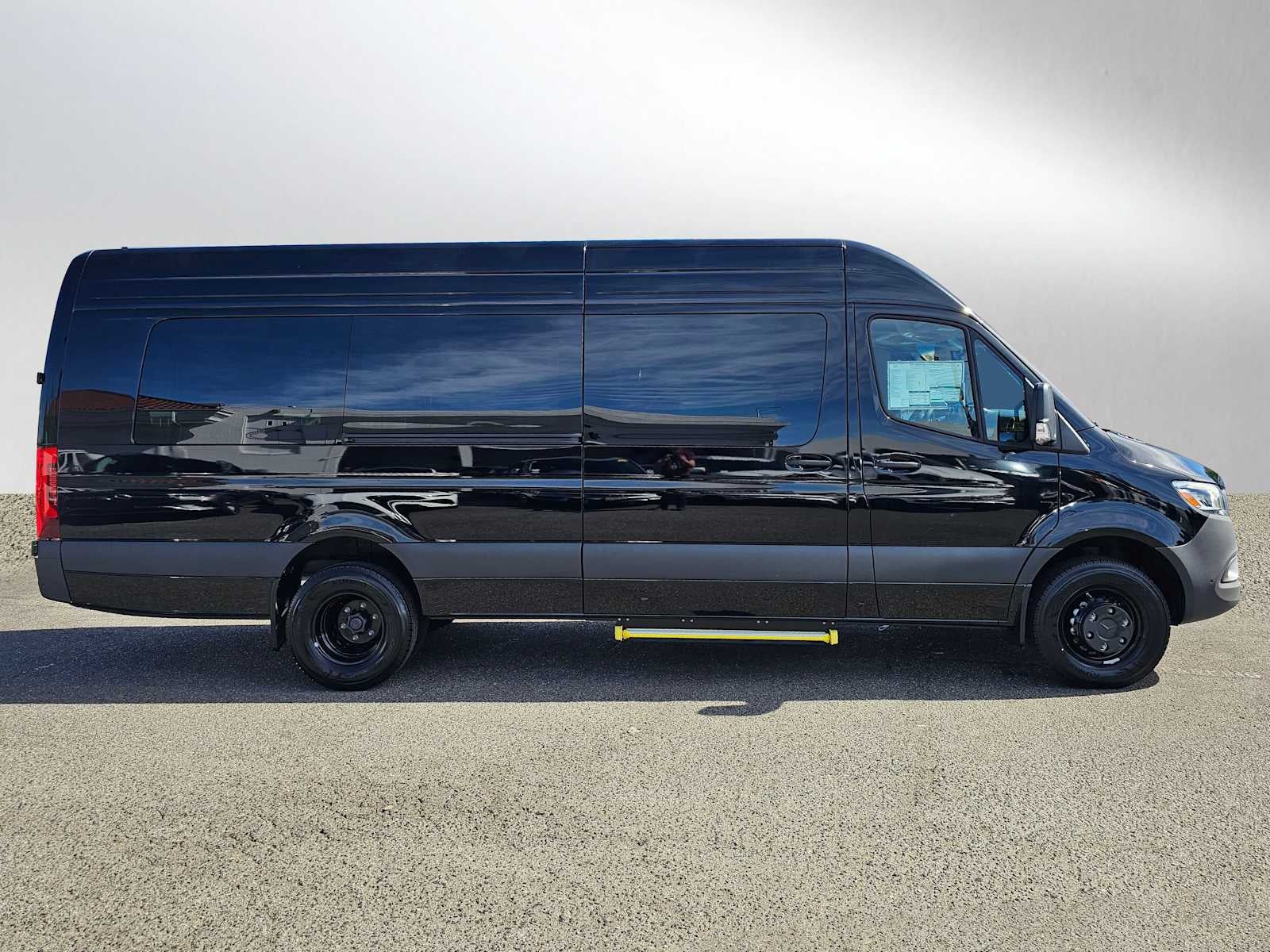 2026 Mercedes-Benz Sprinter Cargo Van 3500XD High Roof I4 Diesel HO 170 Extended RWD