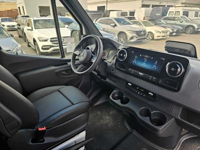 2025 Mercedes-Benz Sprinter Cargo Van 2500 Standard Roof I4 Diesel 144" RWD