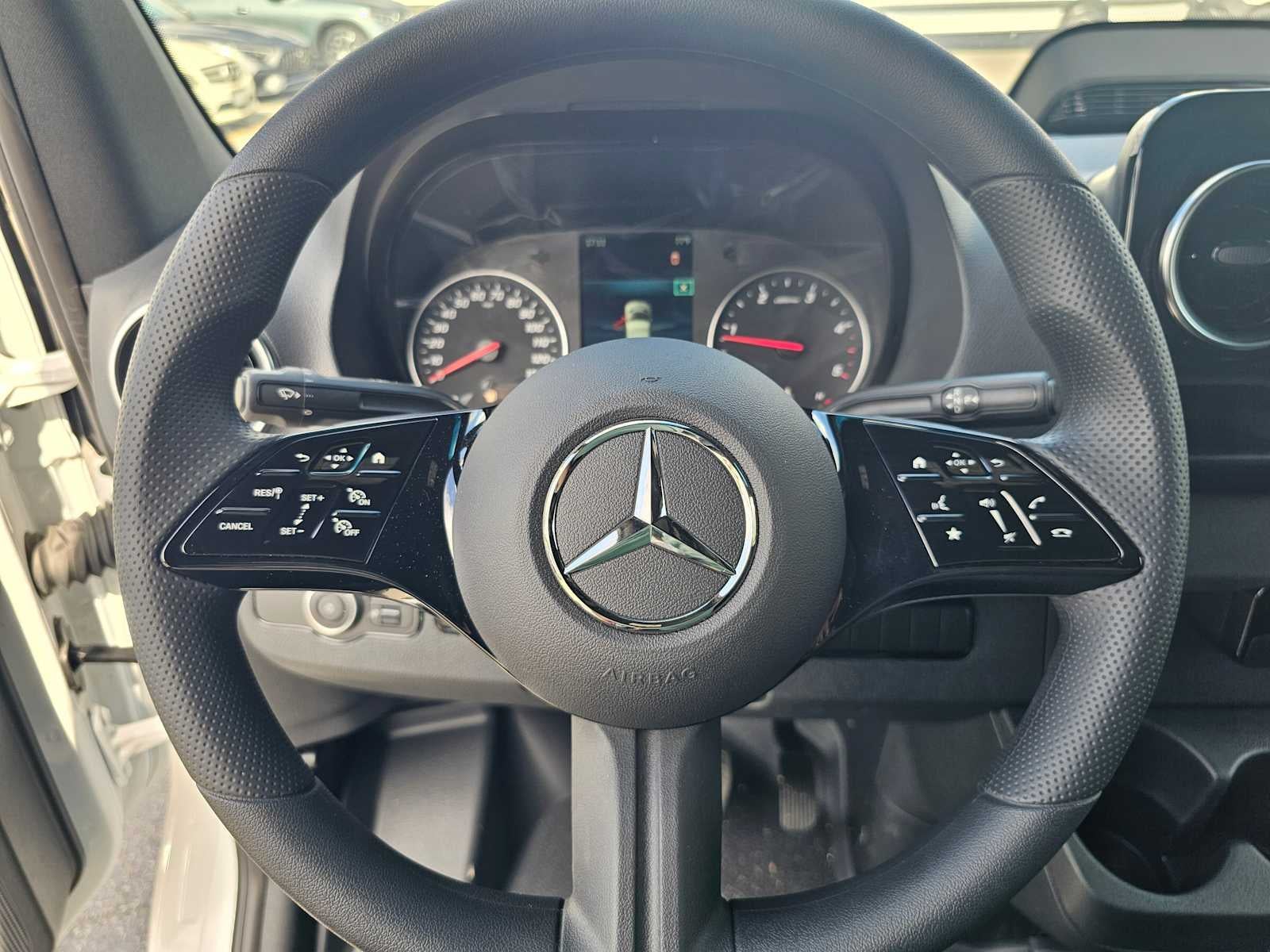 2025 Mercedes-Benz Sprinter Cargo Van 2500 Standard Roof I4 Diesel 144" RWD