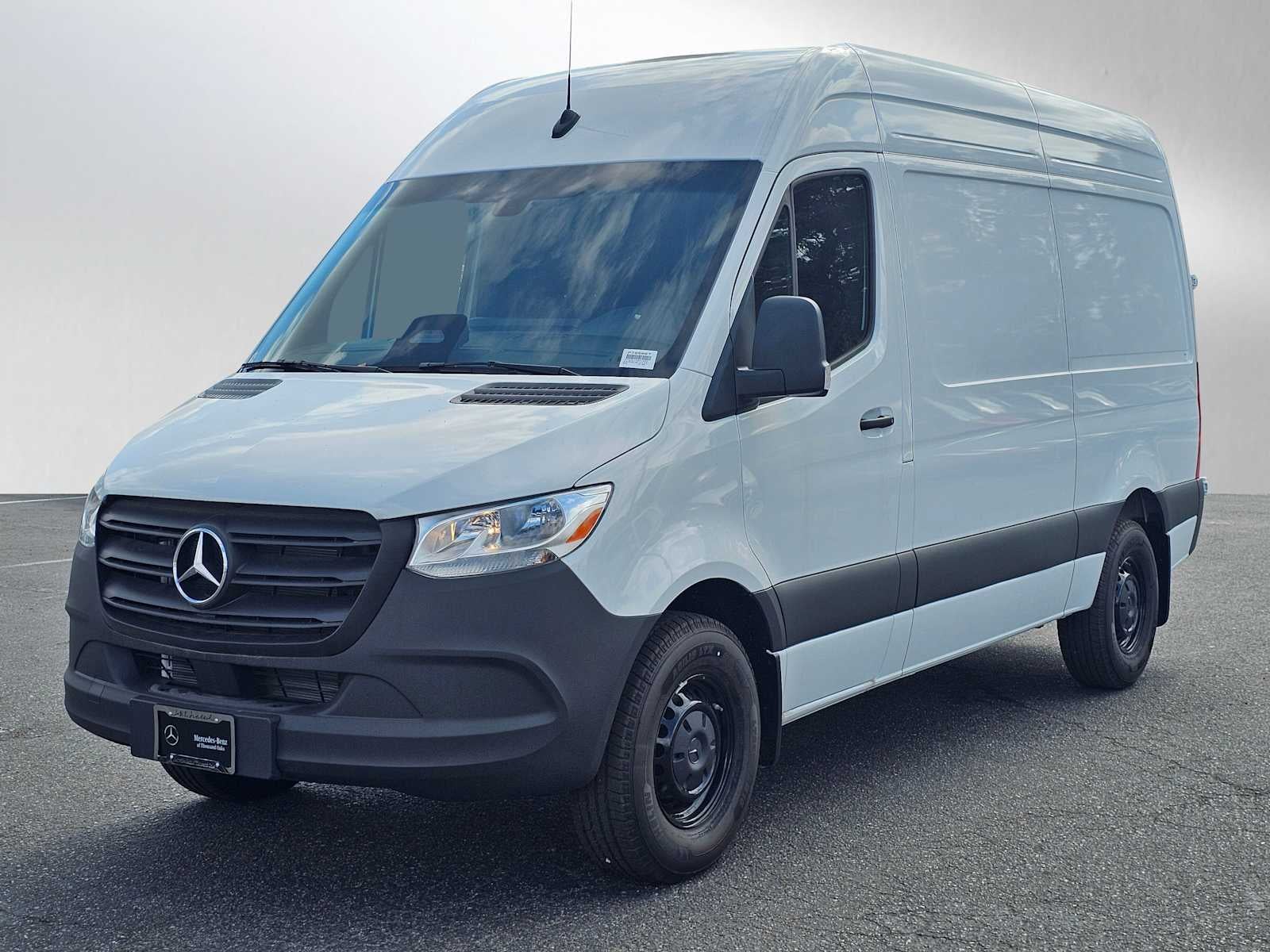 2025 Mercedes-Benz Sprinter Cargo Van 2500 Standard Roof I4 Diesel 144" RWD