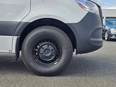 2025 Mercedes-Benz Sprinter Cargo Van 2500 Standard Roof I4 Diesel 144" RWD