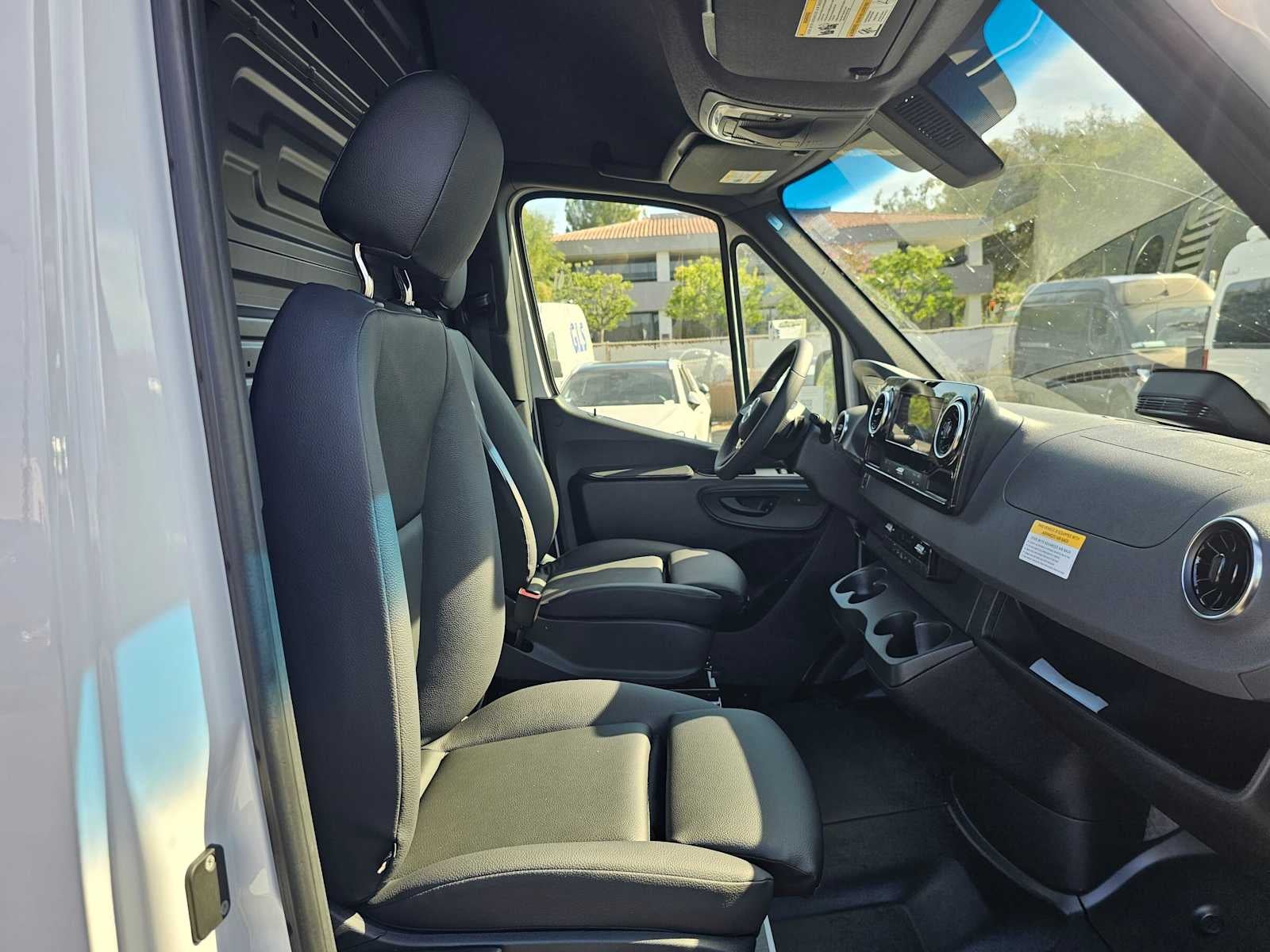 2026 Mercedes-Benz Sprinter Cargo 2500 Standard Roof I4 Diesel 144 RWD