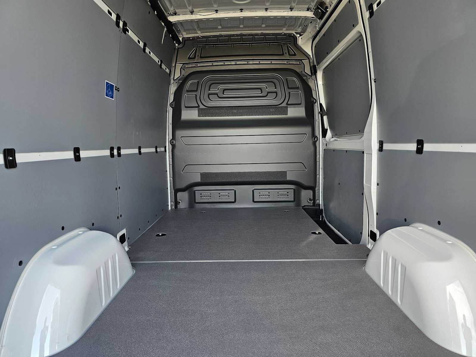 2026 Mercedes-Benz Sprinter Cargo 2500 Standard Roof I4 Diesel 144 RWD