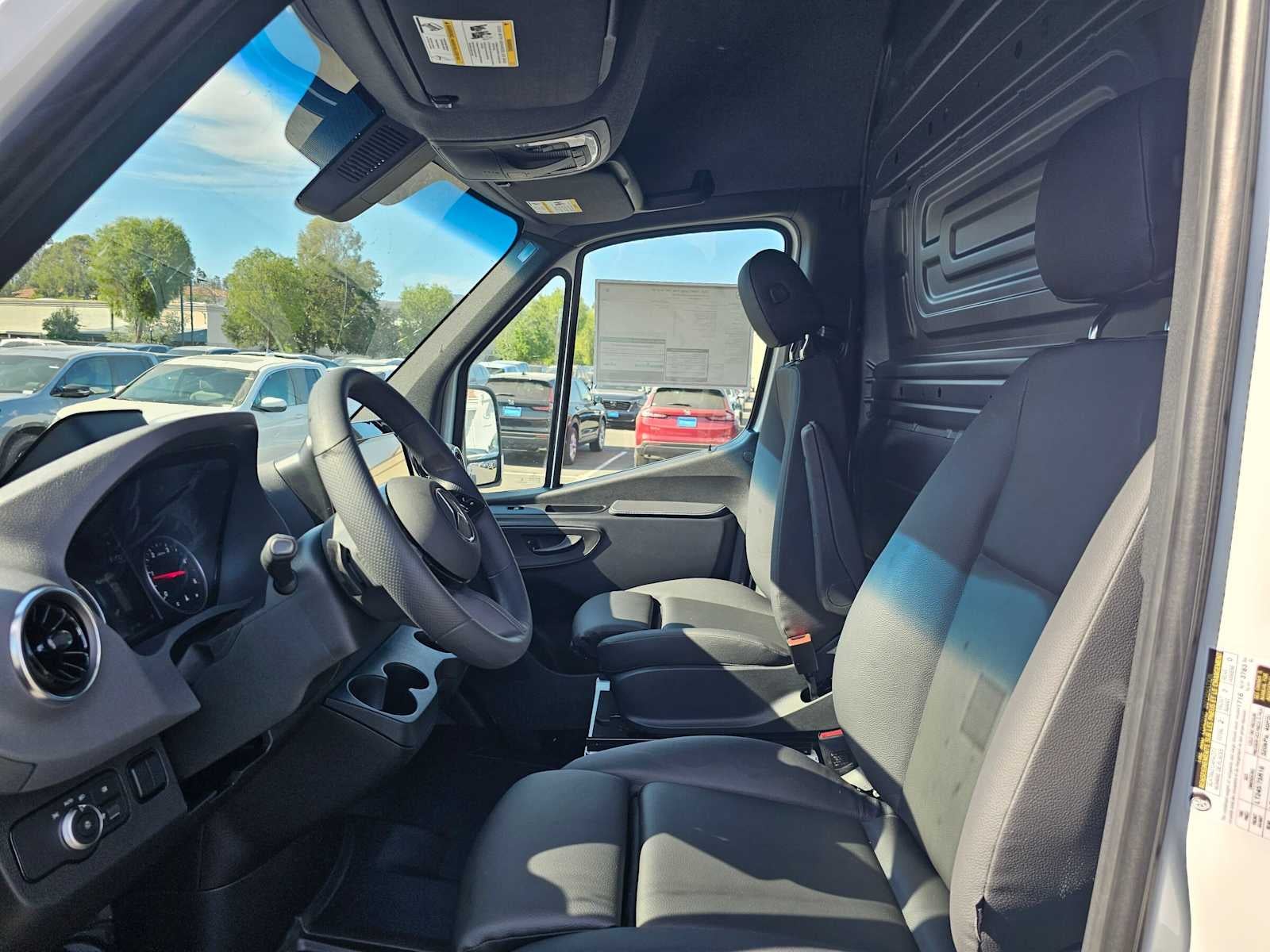 2026 Mercedes-Benz Sprinter Cargo 2500 Standard Roof I4 Diesel 144 RWD