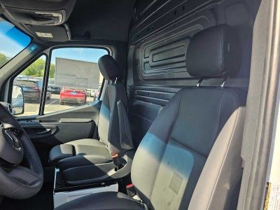 2026 Mercedes-Benz Sprinter Cargo 2500 Standard Roof I4 Diesel 144 RWD