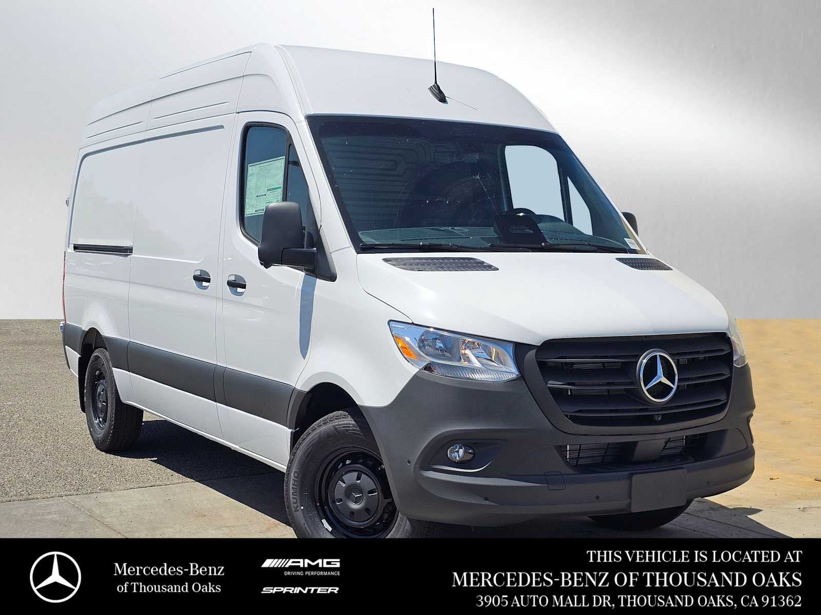 2026 Mercedes-Benz Sprinter 2500 Standard Roof I4 Diesel 144 RWD