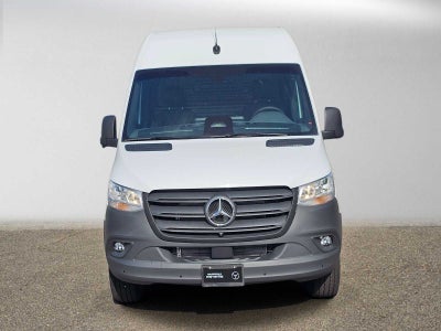 2026 Mercedes-Benz Sprinter 2500 Standard Roof I4 Diesel 144 RWD