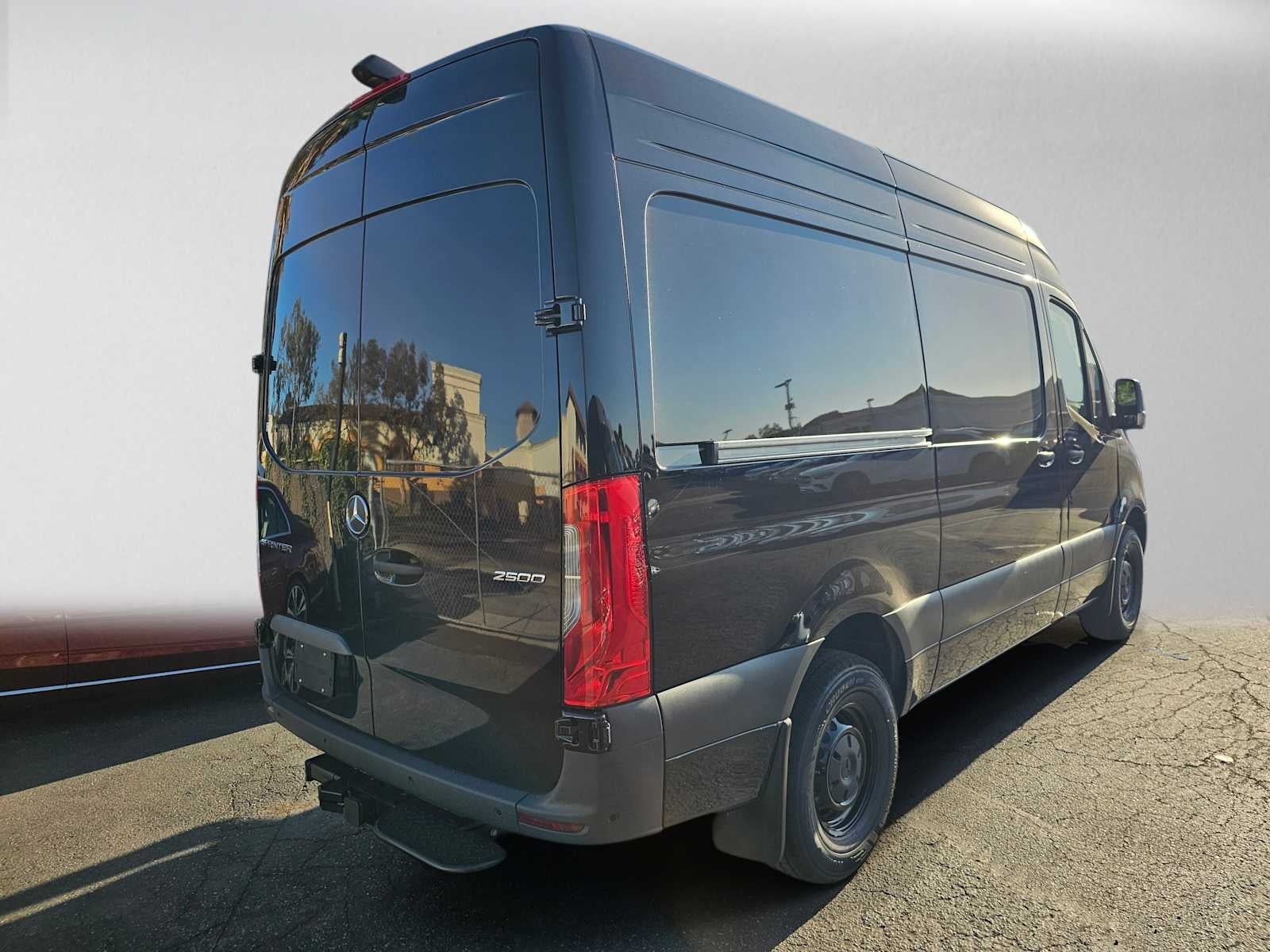 2026 Mercedes-Benz Sprinter Cargo 2500 Standard Roof I4 Diesel 144 RWD