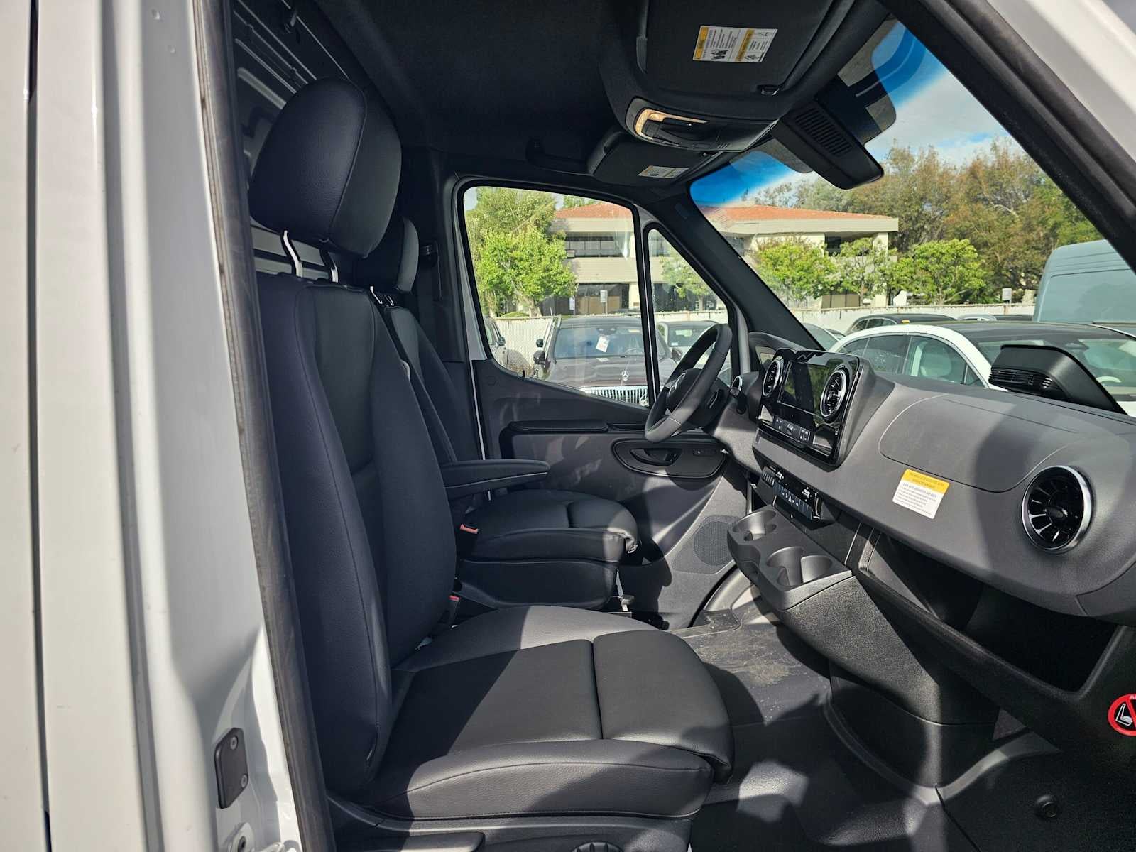2026 Mercedes-Benz Sprinter Cargo 2500 Standard Roof I4 Diesel 144 RWD