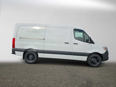 2026 Mercedes-Benz Sprinter Cargo 2500 Standard Roof I4 Diesel 144 RWD